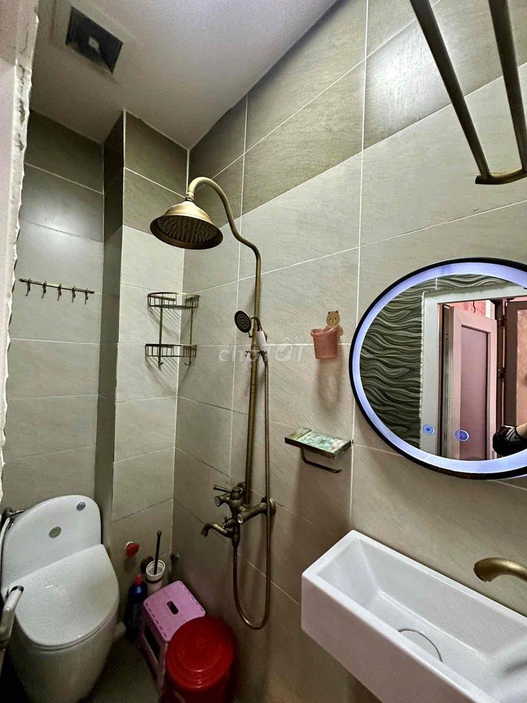 Rent Tân Định District 1 - 1 ground 2 floors, full interior