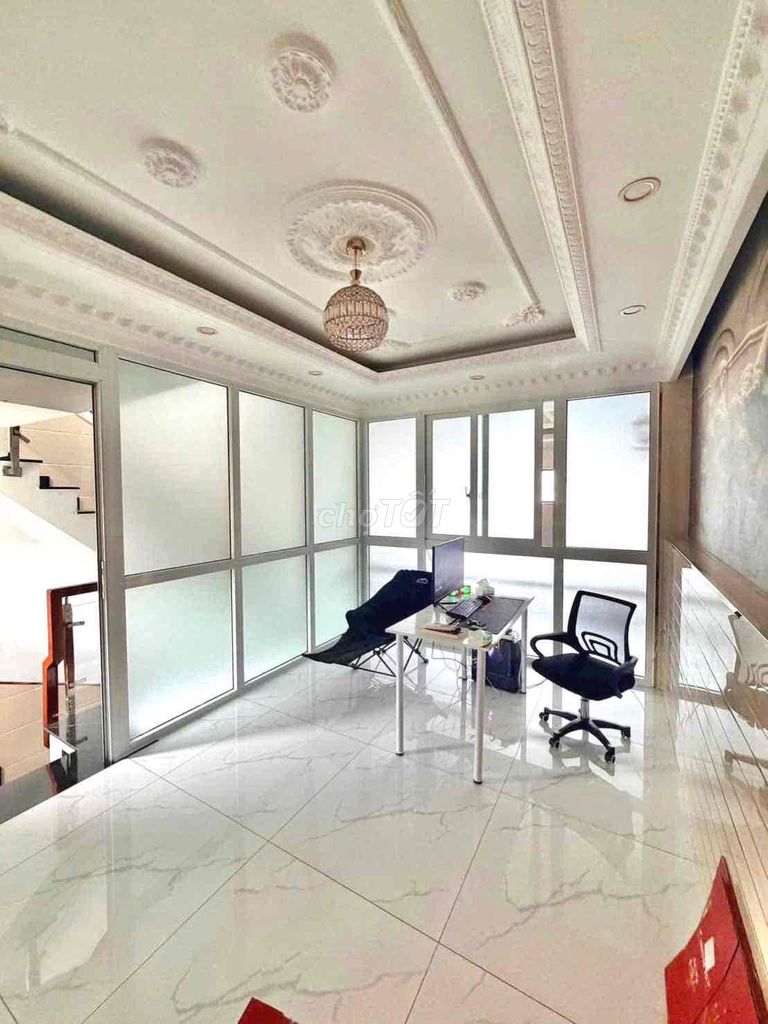 It's the owner of the RlCO house [full interior] synchronization