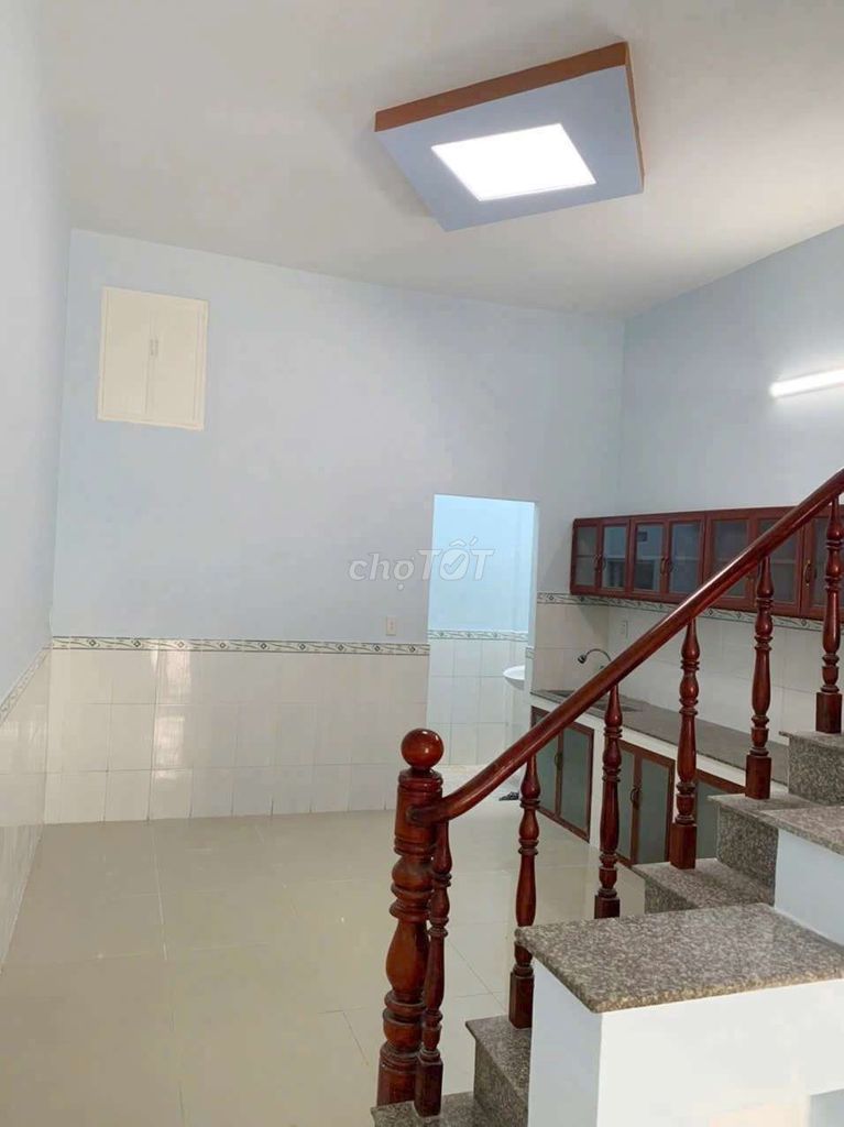 Sẹc Lê Thị Hà Beauty House