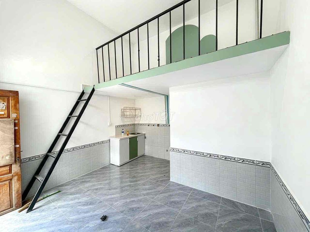 We'll rent the ground room right now. Nguyễn Oanh. Only 3 million.