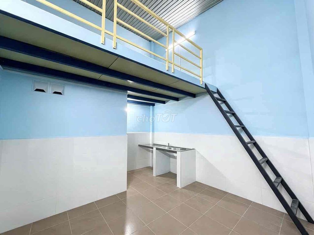 We'll rent the ground room right now. Nguyễn Oanh. Only 3 million.