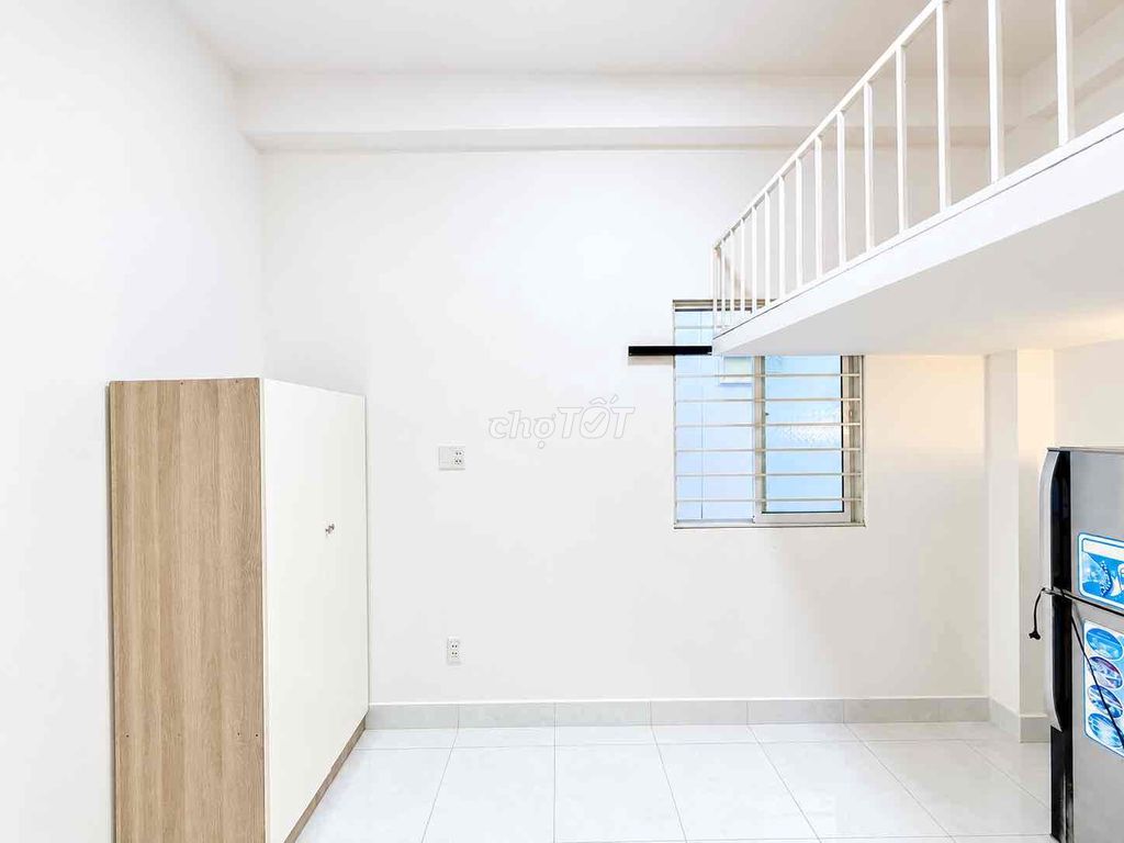 Rent apartment dv quell window elevator - paint style