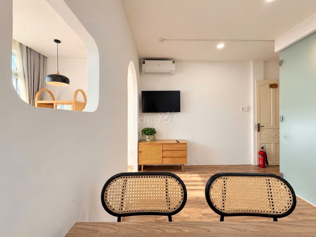 Rent a full-intracted kitchen room in front of Bùi Viện District 1.