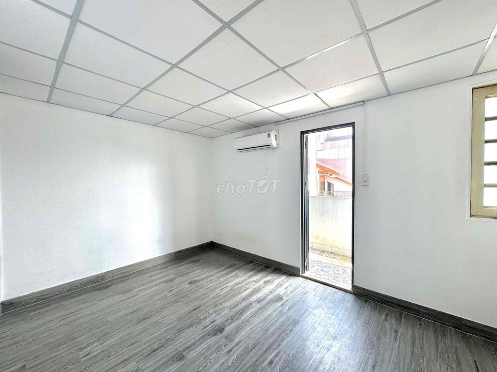Renting studio bancol with air conditioning at Thống Nhất-7*16 Gò Vấp