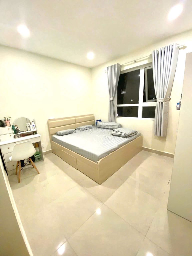 Reverside 90, Nguyễn Hữu Cảnh, Bt: 2 p sleep, full interior, 13 million