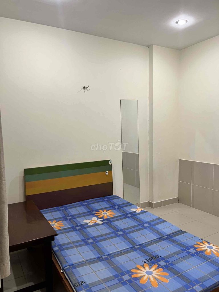 Rent a two-room apartment. Two toilets.