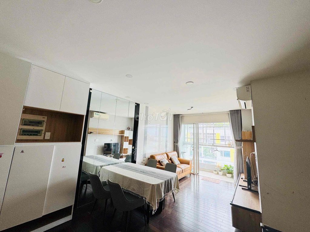 Three bedrooms. Two toilets for full rent, Cao Thắng District 10.