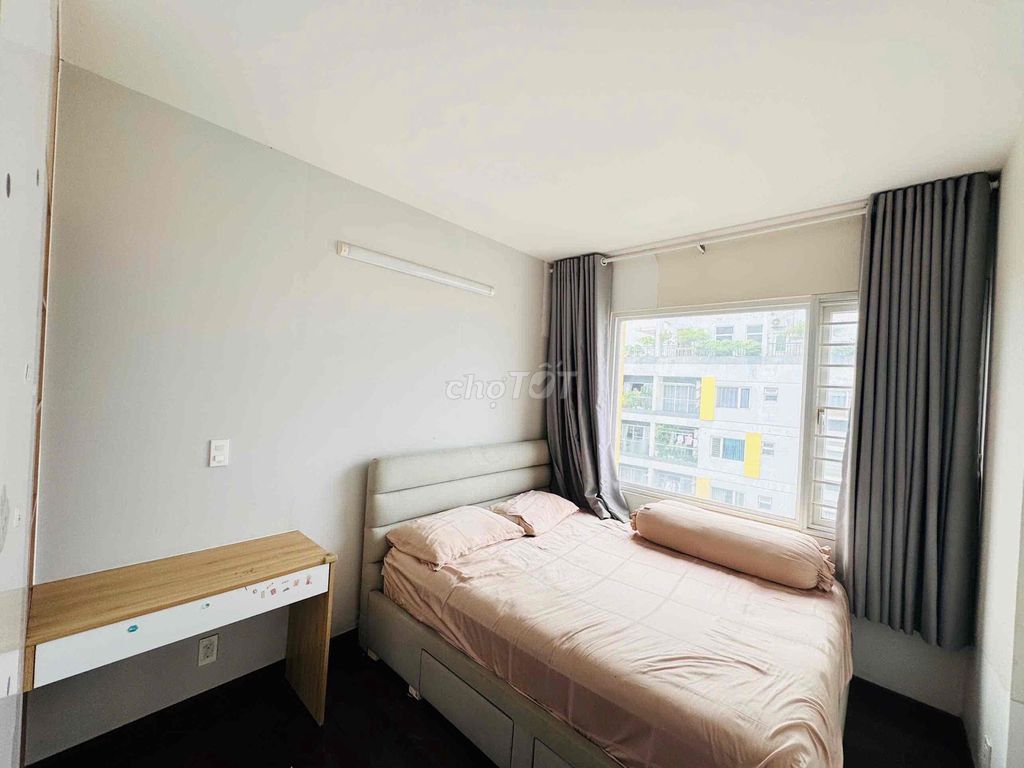 Three bedrooms. Two toilets for full rent, Cao Thắng District 10.