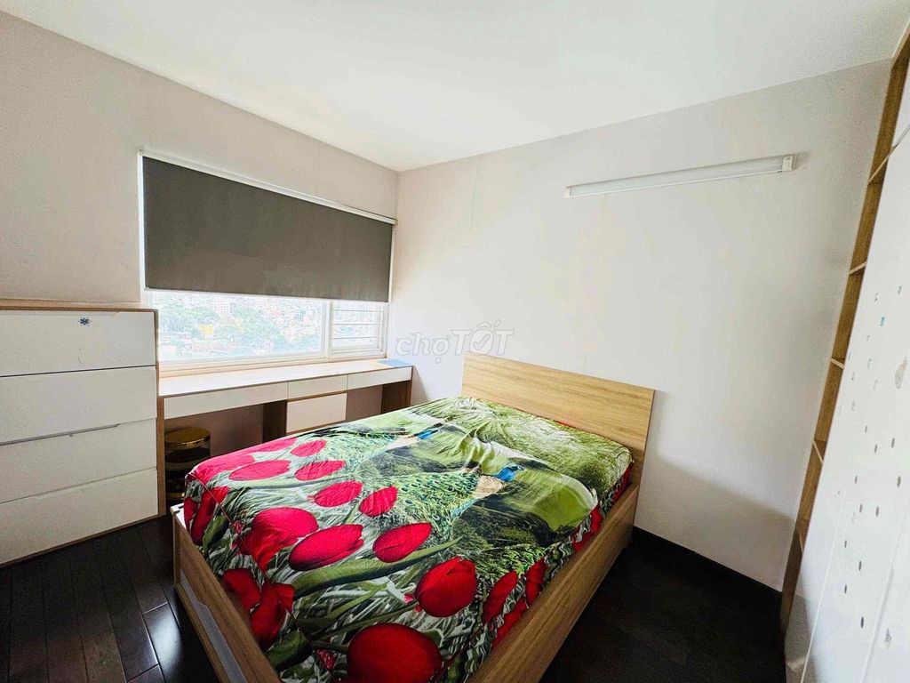 Three bedrooms. Two toilets for full rent, Cao Thắng District 10.
