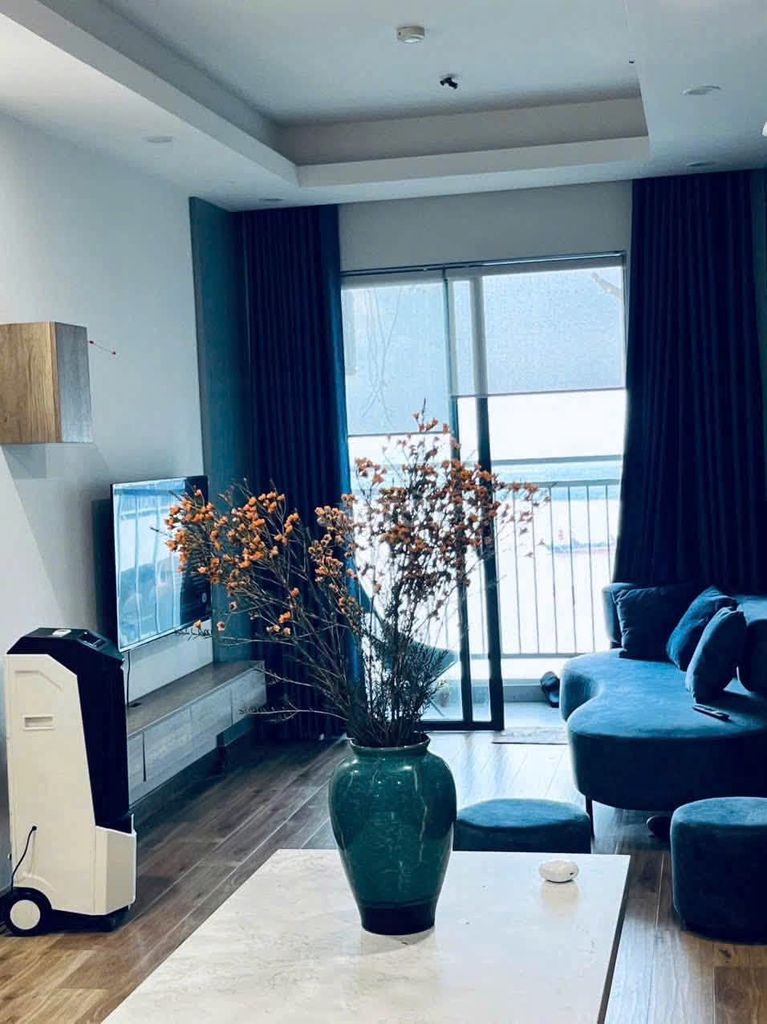 Rent Opal SaiGon Pearl 76 meters of furniture 2 bedrooms that cost 19.5 million a month.