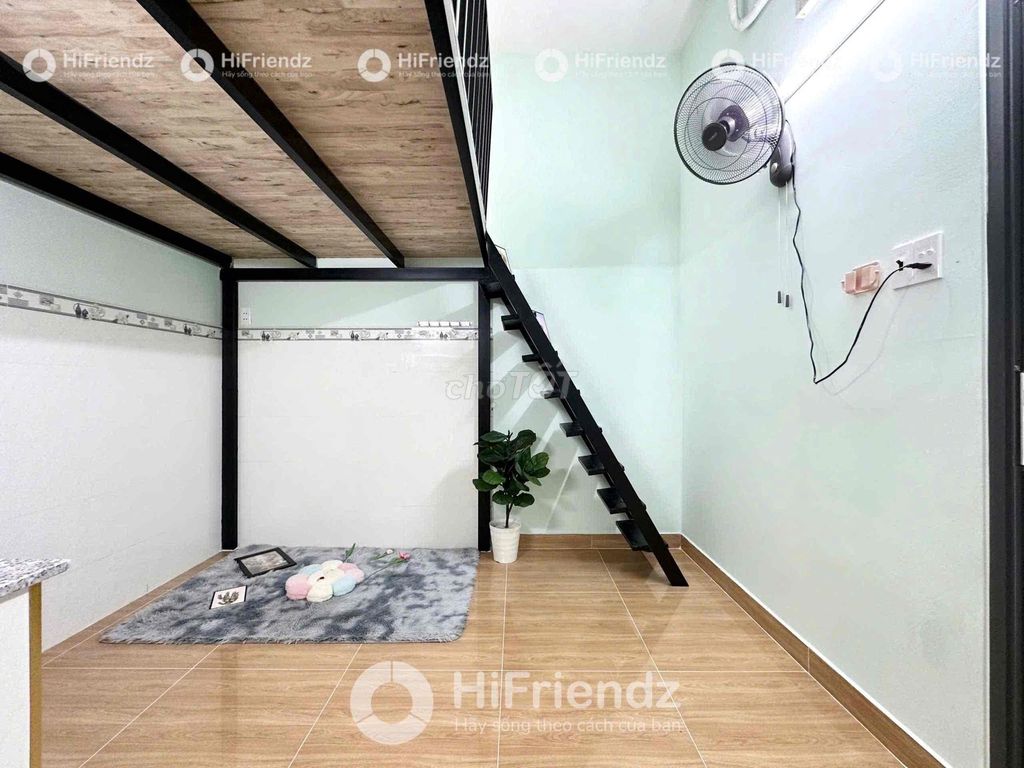 Modern design hanger, tender price of 2.8 million Tô Hiệu, Phú Thạnh.