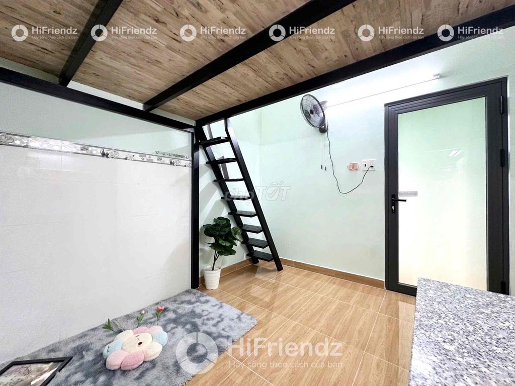 Modern design hanger, tender price of 2.8 million Tô Hiệu, Phú Thạnh.