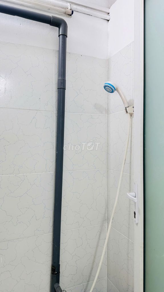 Get a nice clean motel for women-- quiet--