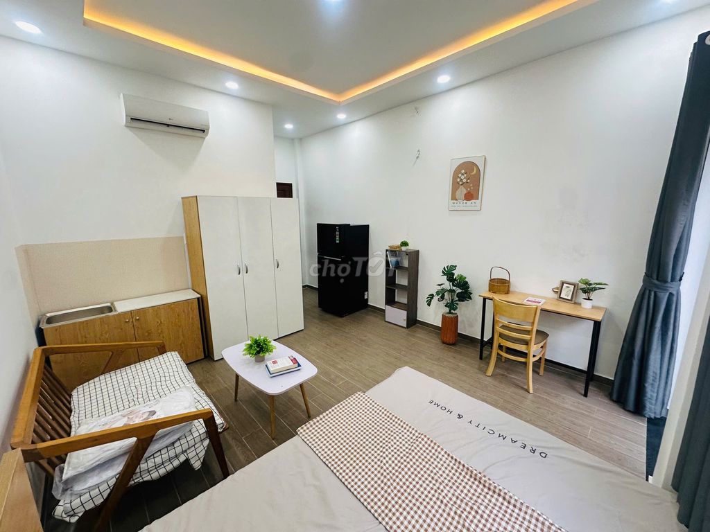 Opens the studio apartment 30 M2 balcony comfortable near Phạm Văn Bạch