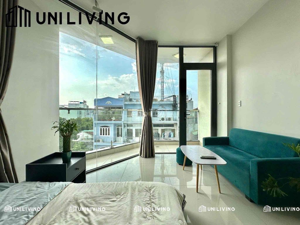 The apartment is a high-rise balcony suite near the Academy of Staff.