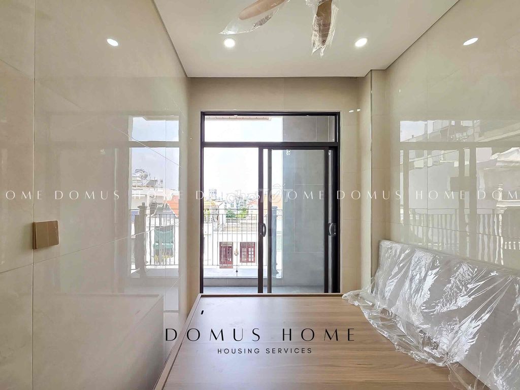 Tell Zhang 1 to sleep room 1 new balcony living room 100% full of 7Q7 Centers