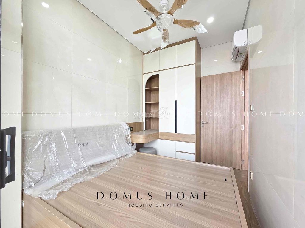 Tell Zhang 1 to sleep room 1 new balcony living room 100% full of 7Q7 Centers