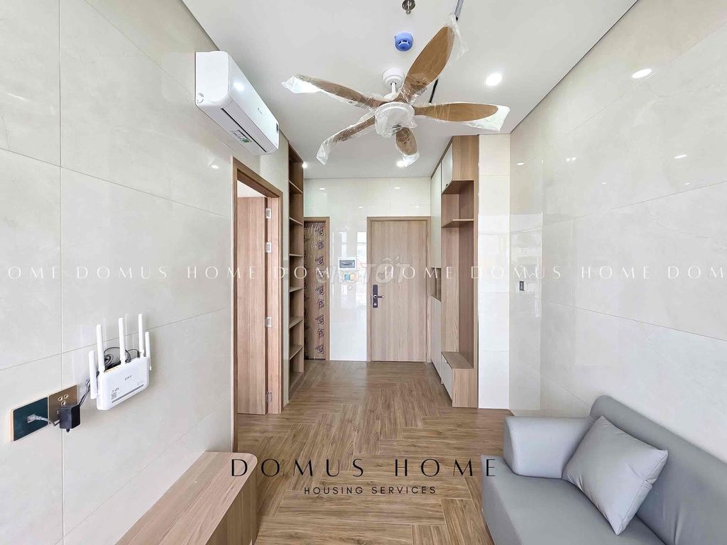 Tell Zhang 1 to sleep room 1 new balcony living room 100% full of 7Q7 Centers