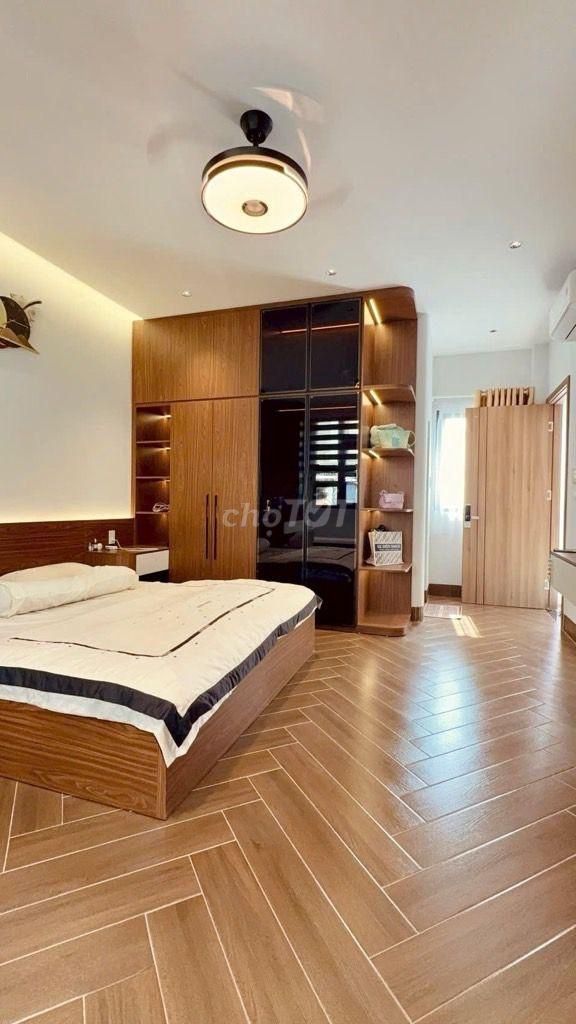Rent Sunrise Riverside 71m2 bedrooms at 12 million a month.