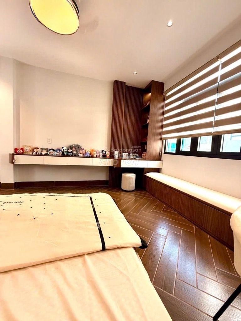 Rent Sunrise Riverside 71m2 bedrooms at 12 million a month.