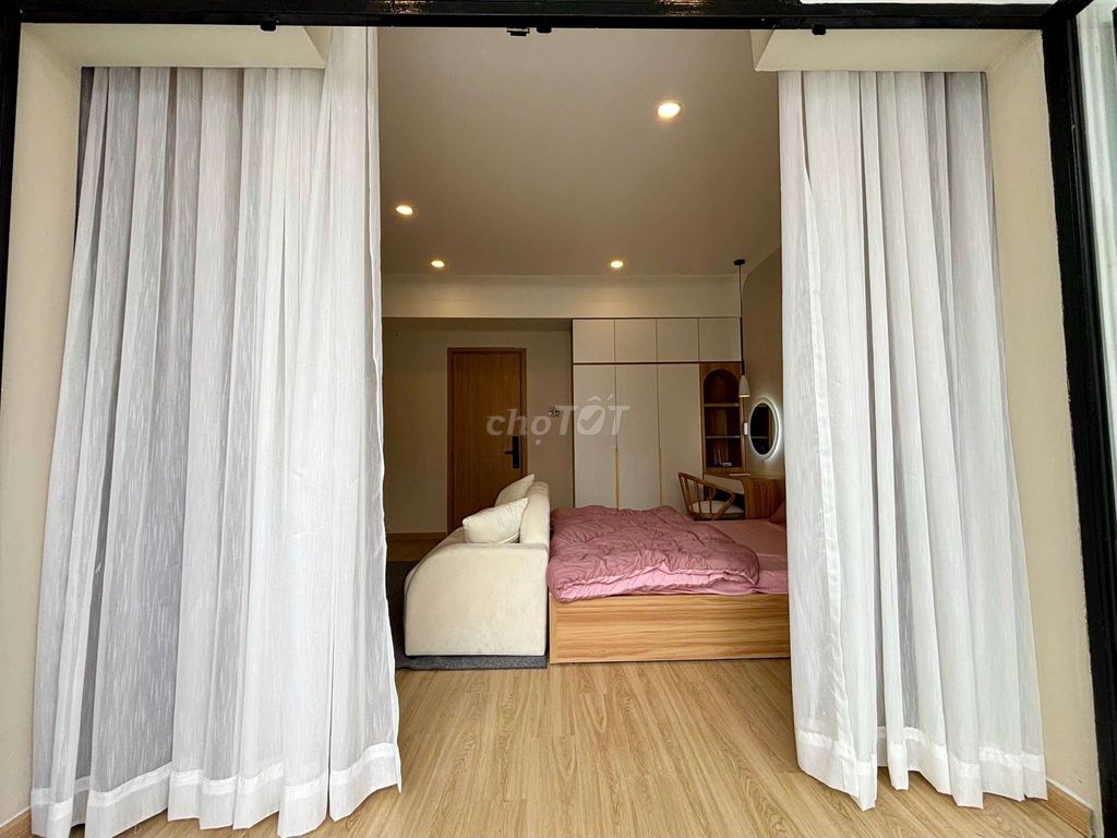 The studio apartment one is 40 meters of sleep. _Full Seven near the Democratic Circle