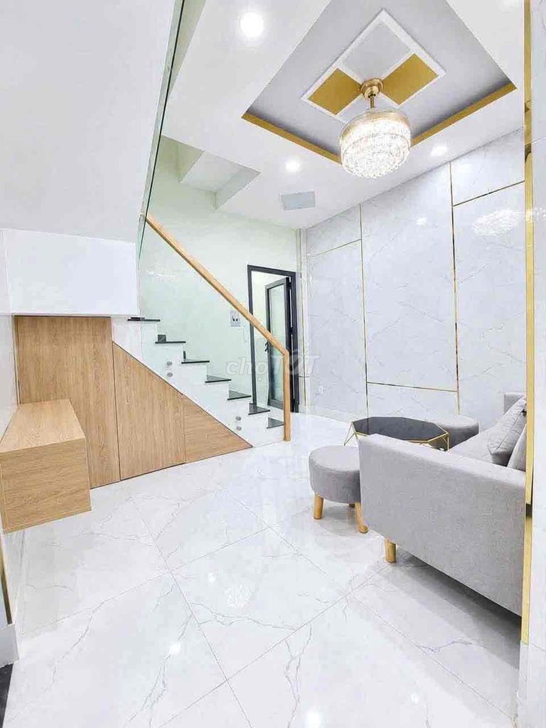 Rent the original house - 3 bedrooms - Tôn Đản district 4 - full