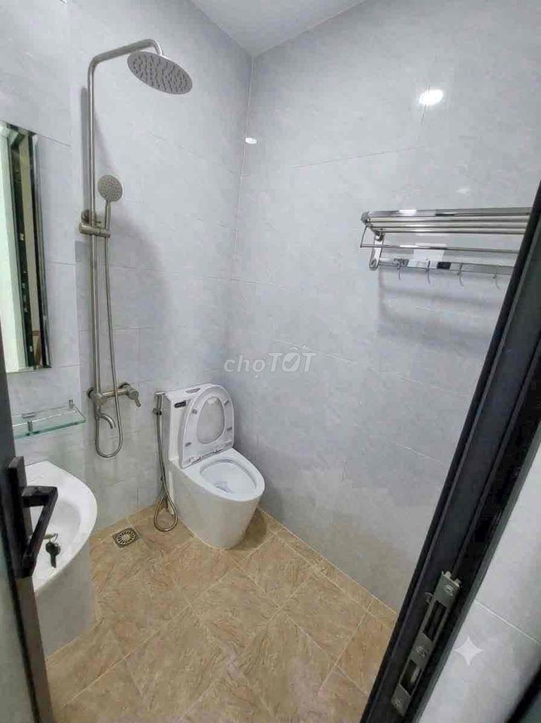 Rent the original house - 3 bedrooms - Tôn Đản district 4 - full
