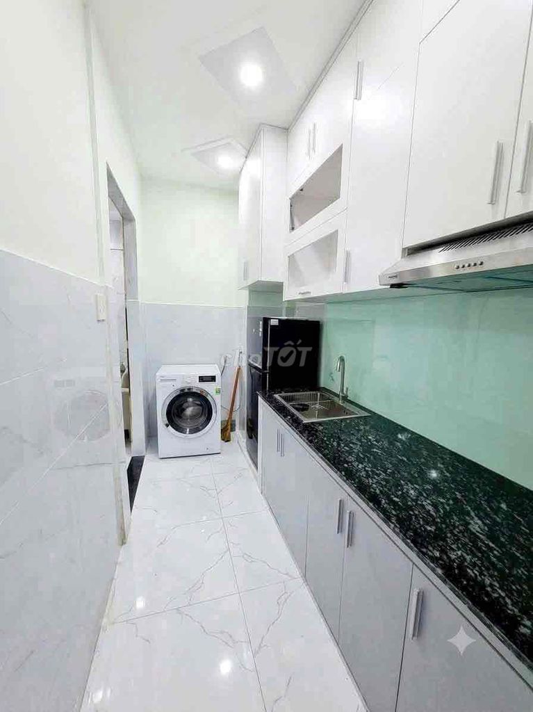 Rent the original house - 3 bedrooms - Tôn Đản district 4 - full