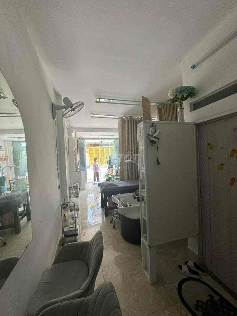 Rent the original house-- near the quarter lane: 3