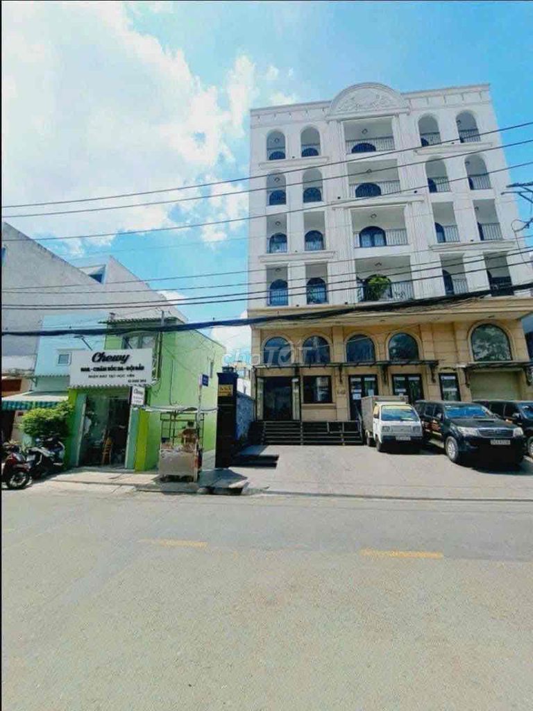 Rent the original house-- near the quarter lane: 3