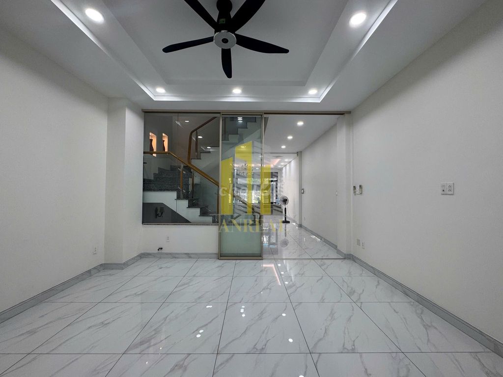 Rent a two-story office worker at 26 million.