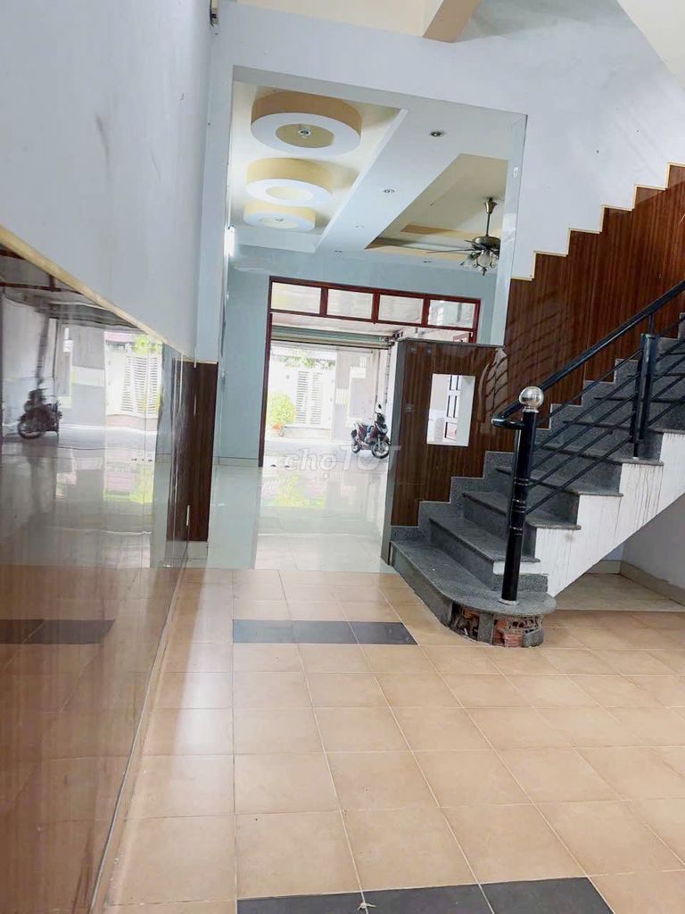 Rent a three-story apartment, low-priced Dương Thị Mười Q.12.