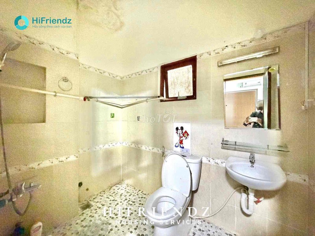 Studio Public Service 30 m2 Full interior 100% Right on 5 Phạm Hùng District 8