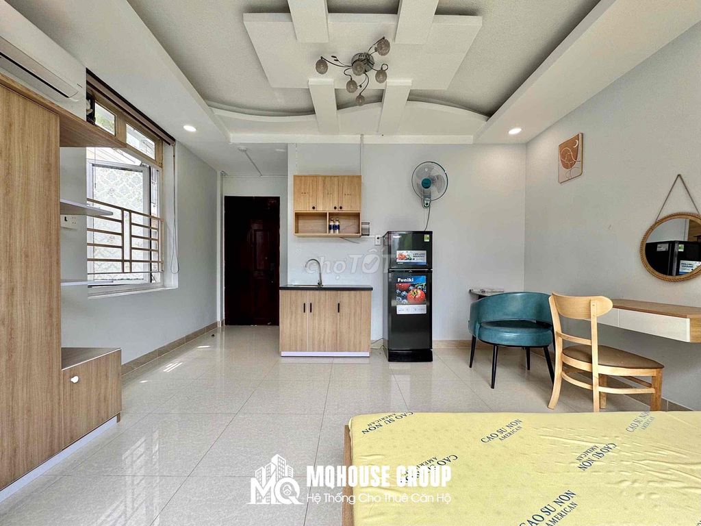 FOXO seal Free Room Project Bancol Full hyper-split and wide interior