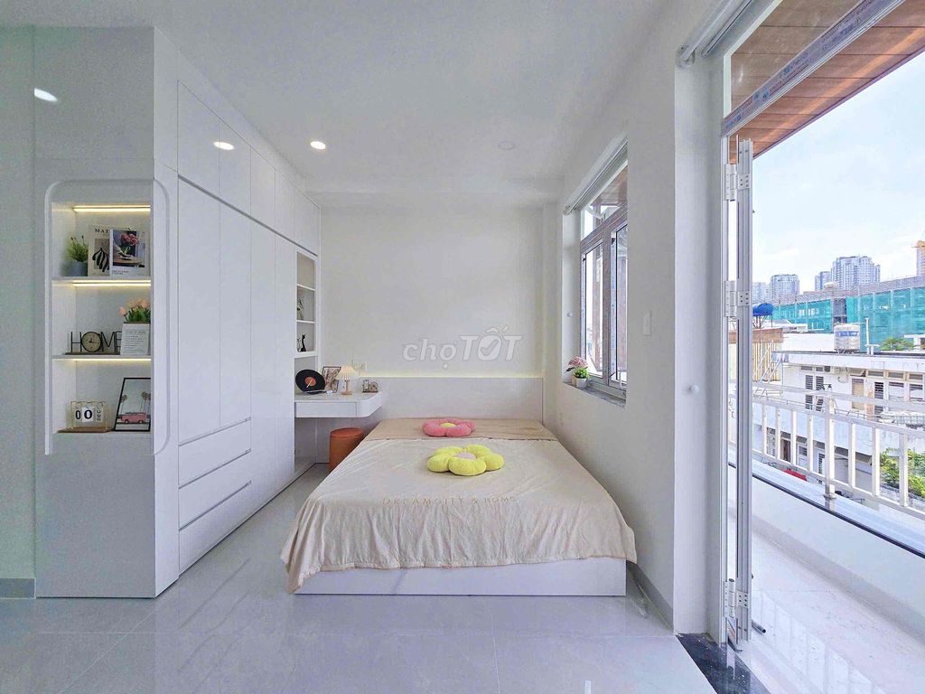 Rent the apartment.