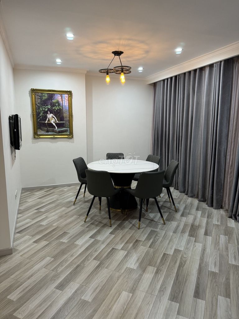 Only 133 M2 3 bedrooms. Three, quiet toilet. - Full interior. 15 million