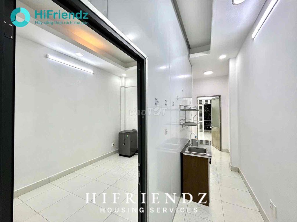 Two bedrooms, separate kitchen - balcony - private washing machine