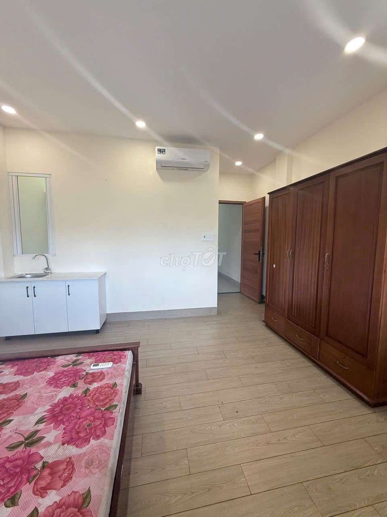 Clear. Two bedrooms. Tam Bình.