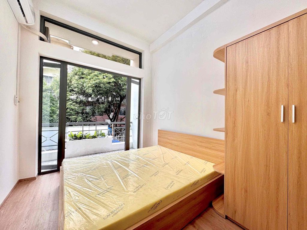 The balcony house is full of furniture right here in the District 11 billionaire house.