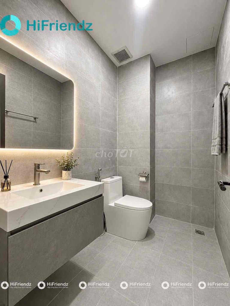 The brand new building is 100% new at Vườn Lài head.