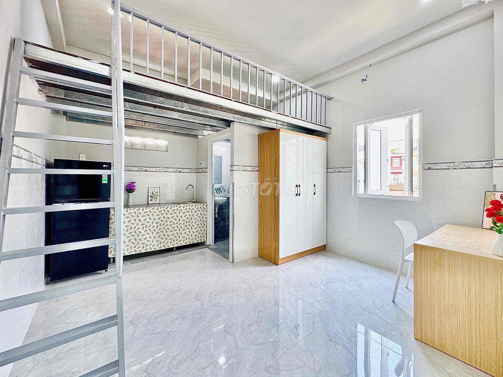 Rent a new suite behind vlu cs3.