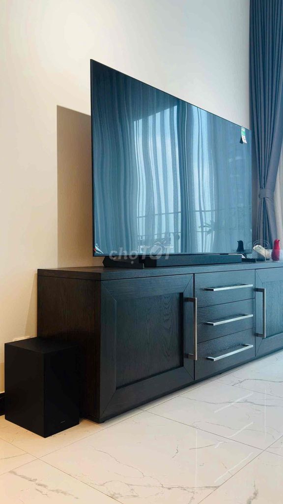 We need to rent a two-room Talia- Empire City apartment, the upper corner of the river view.