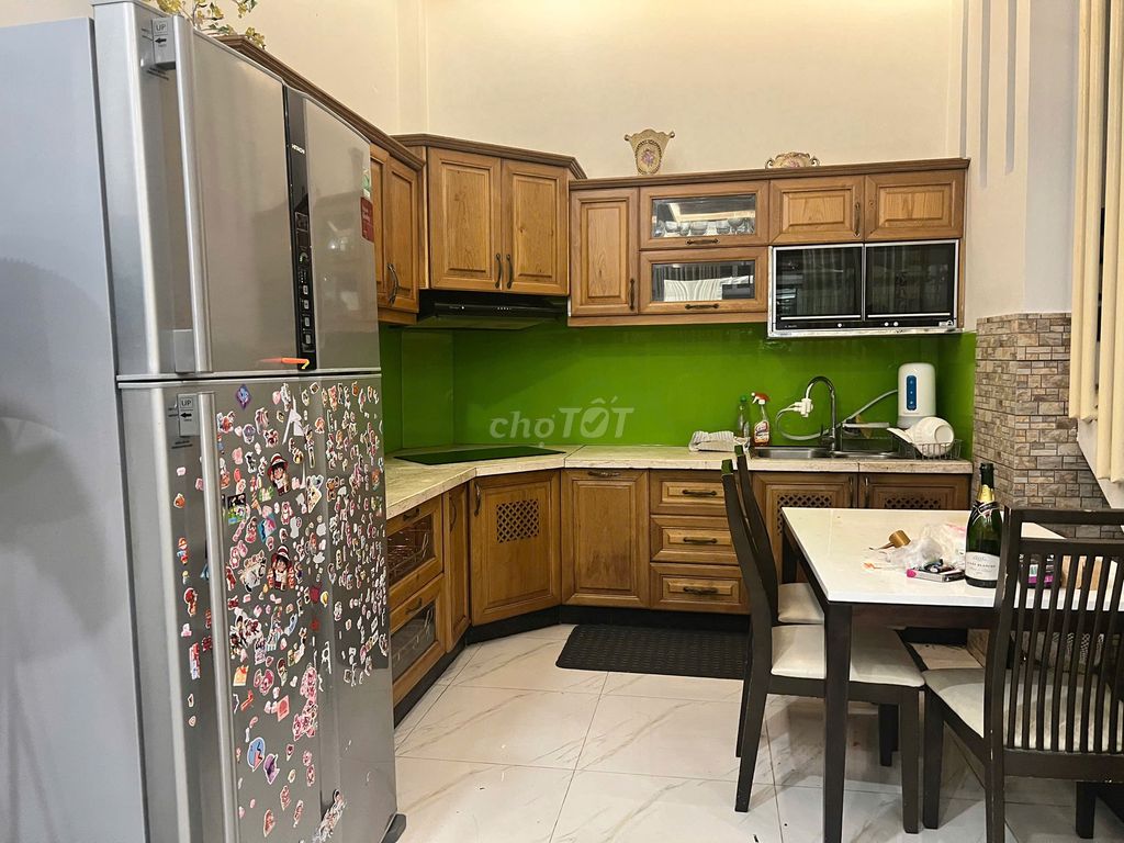 The cause is 5 x 11 meters - Thảo Điền, District 2 (3th floor). It costs 37 million a month.