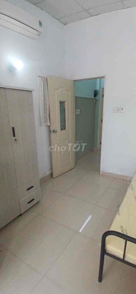 Rent a place on cmt8710 District 3-1 1 1 1 1 1 floor, 2 bedroom 2 v