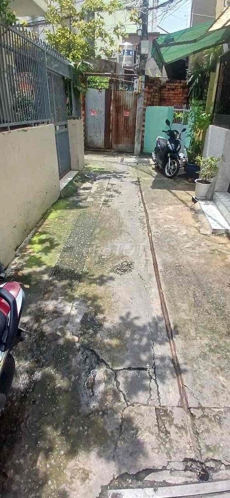 Rent a place on cmt8710 District 3-1 1 1 1 1 1 floor, 2 bedroom 2 v