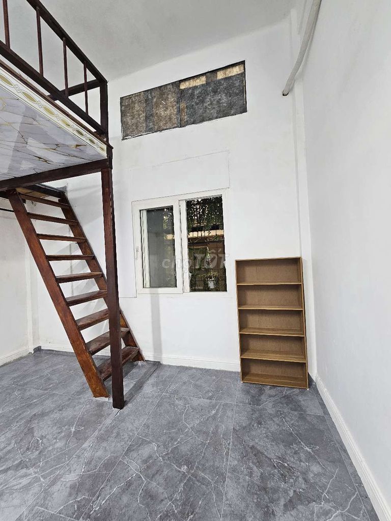 Rent the original house in District 1.