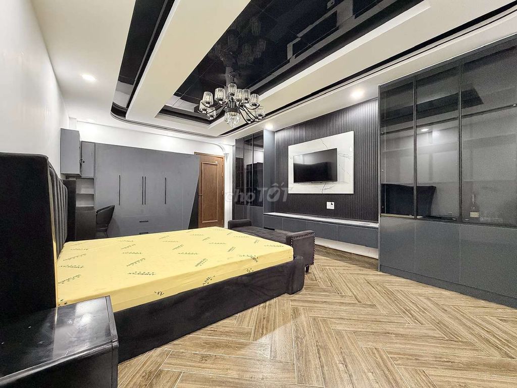 Open new building penhouse - full interior - near District 6