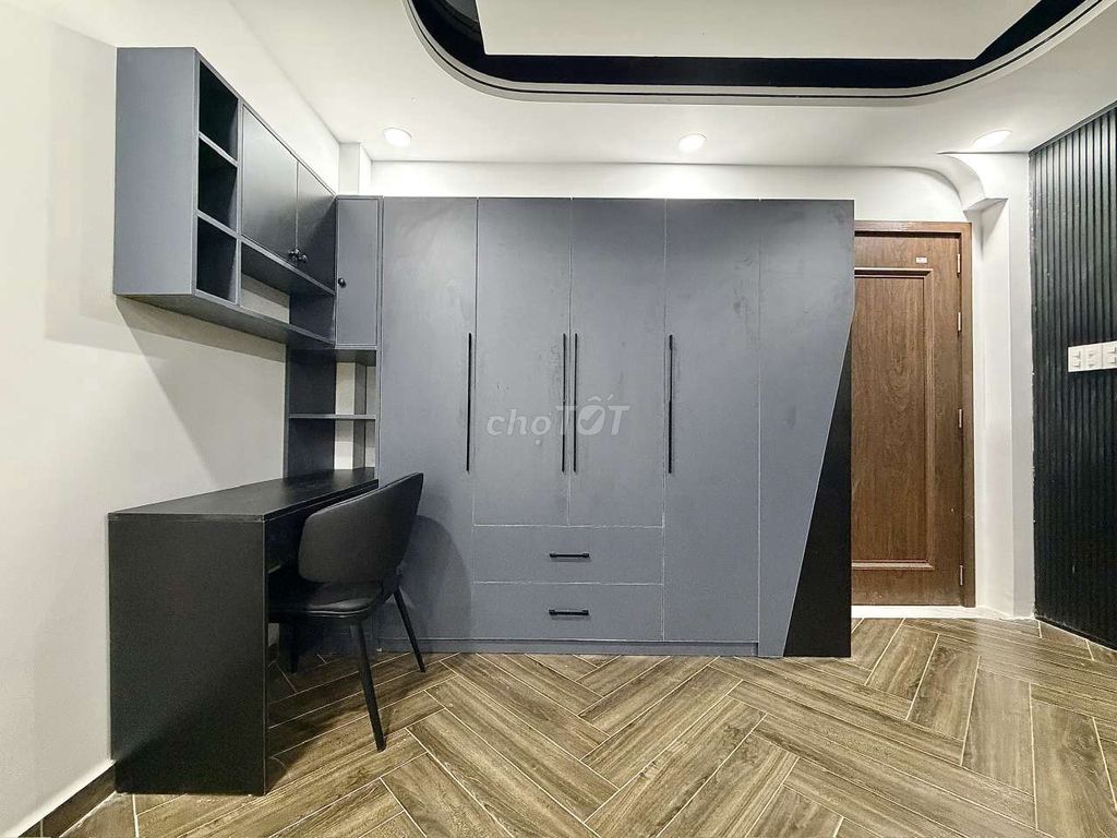 Open new building penhouse - full interior - near District 6