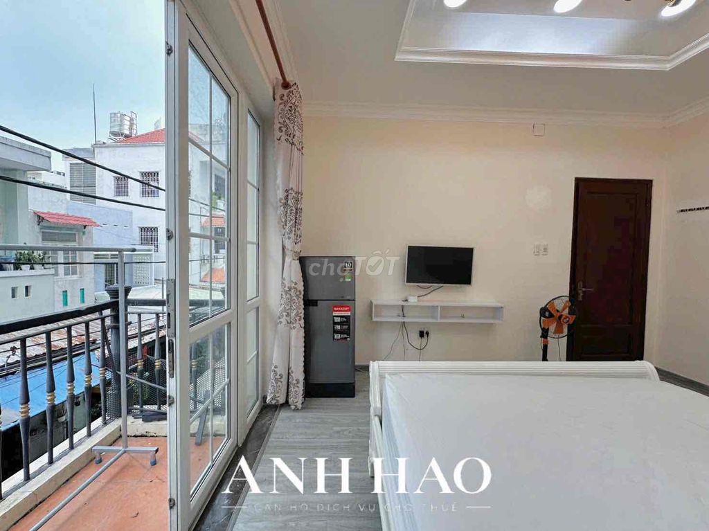The 1st Bedroom Bancolweg, 187-7-right near Metro Station, Landmark 81.