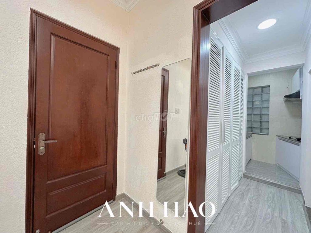 The 1st Bedroom Bancolweg, 187-7-right near Metro Station, Landmark 81.